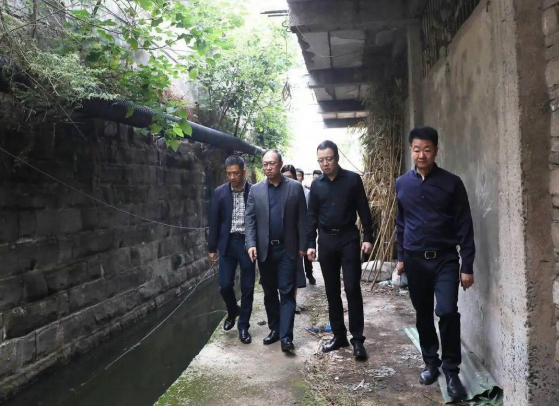 【區(qū)縣委書(shū)記抓環(huán)保】市委常委、江陽(yáng)區(qū)委書(shū)記郭宏川： 以最堅(jiān)決的態(tài)度和最有力的措施，抓緊抓實(shí)生態(tài)環(huán)保問(wèn)題整改