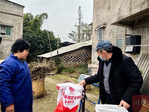 治氣攻堅(jiān)丨秸稈換化肥 瀘州納溪探索禁燒新模式（川觀新聞）